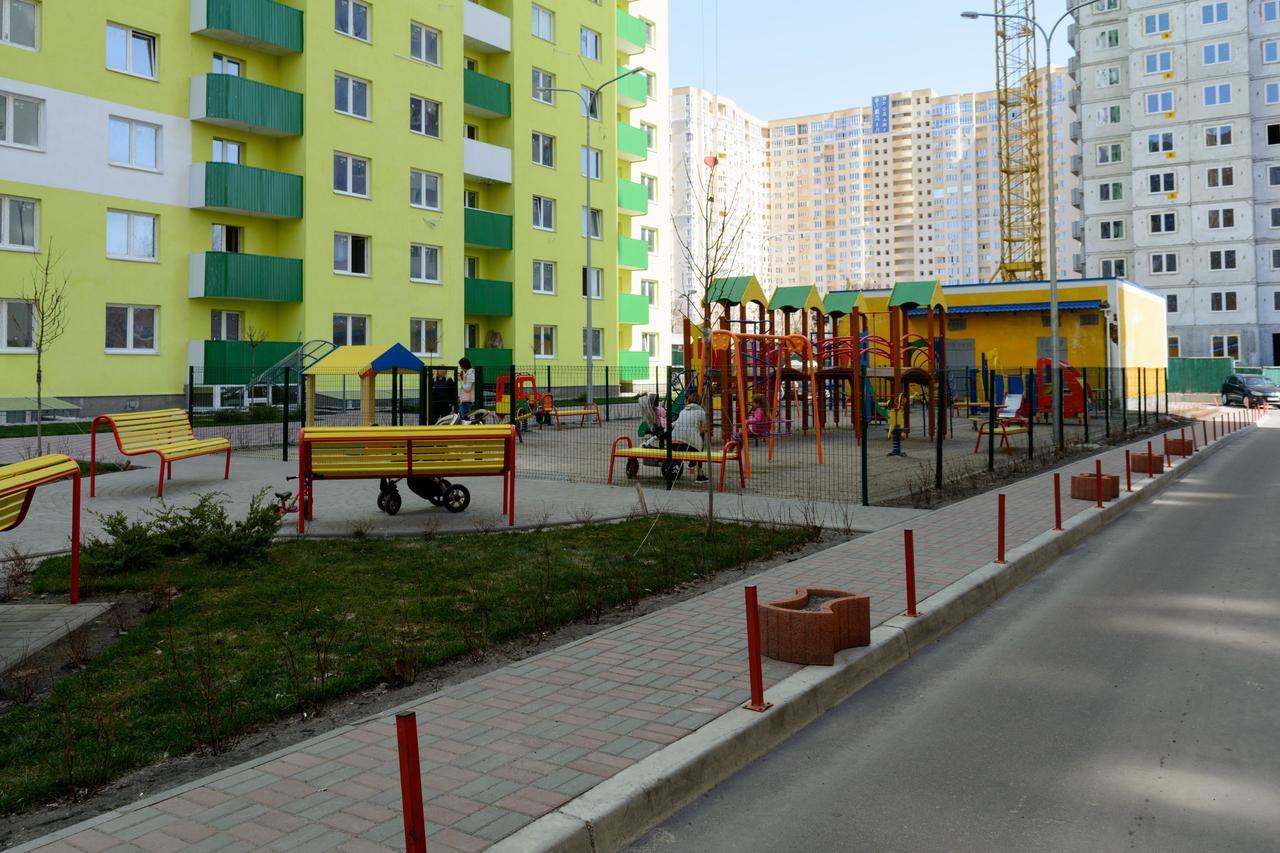 Family Apartments On Lomonosova 36A Kiev Esterno foto